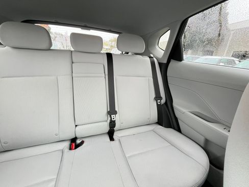 Used 2025 Hyundai Kona SEL image 37