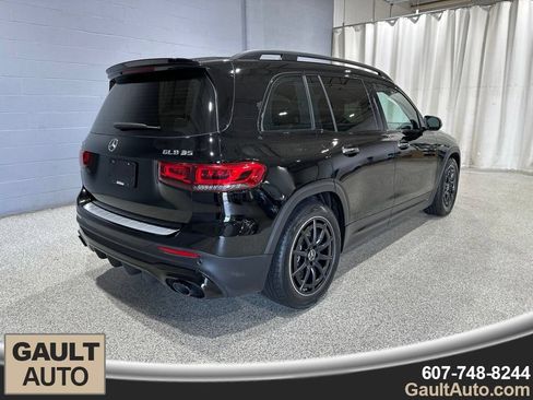 Used 2023 Mercedes-Benz GLB 35 AMG 4MATIC image 3