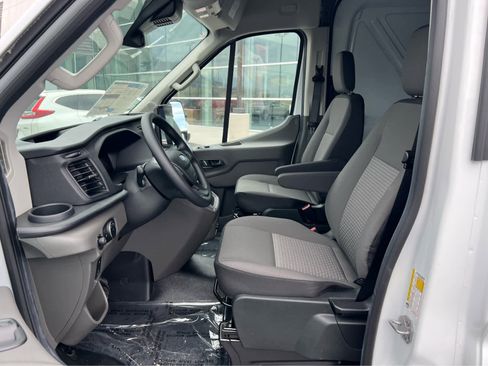 New 2026 Ford Transit 250 148 Medium Roof Extended AWD image 26