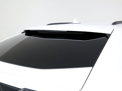 Used 2022 Lamborghini Urus AWD/4WD image 40