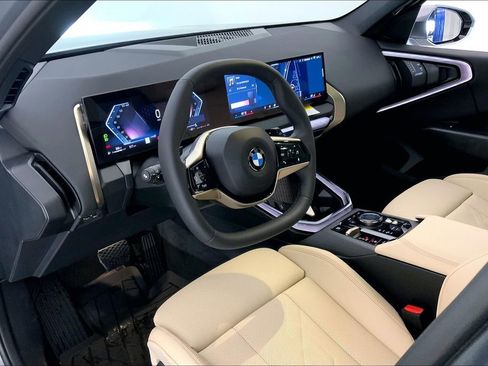 New 2025 BMW X3 xDrive30i w/ Convenience Package image 4