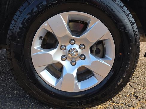 Used 2019 RAM 1500 Big Horn AWD/4WD image 9