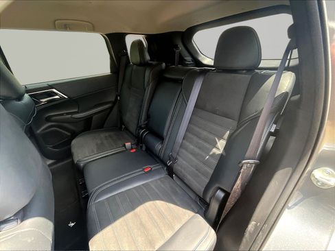 Used 2024 Mitsubishi Outlander Ralliart AWD/4WD image 22