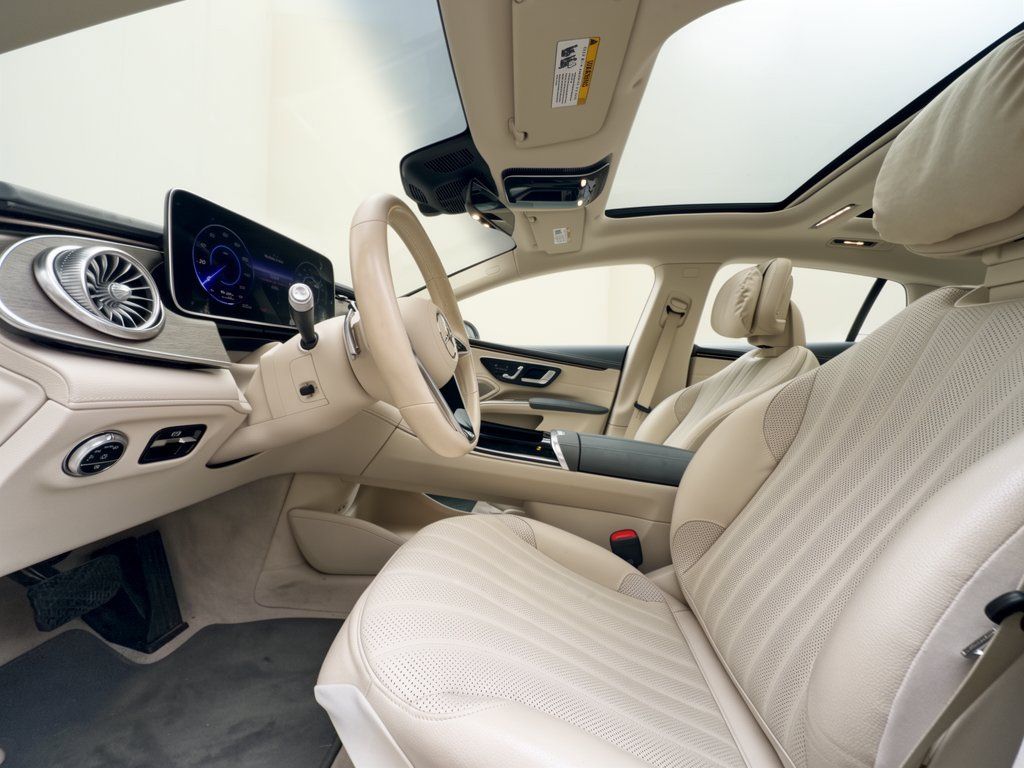 Used 2022 Mercedes-Benz EQS 450+ Sedan image 5