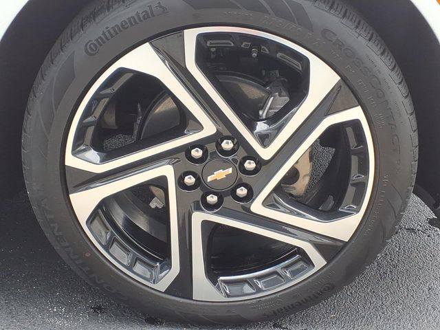 Certified 2024 Chevrolet Equinox EV LT FWD image 4