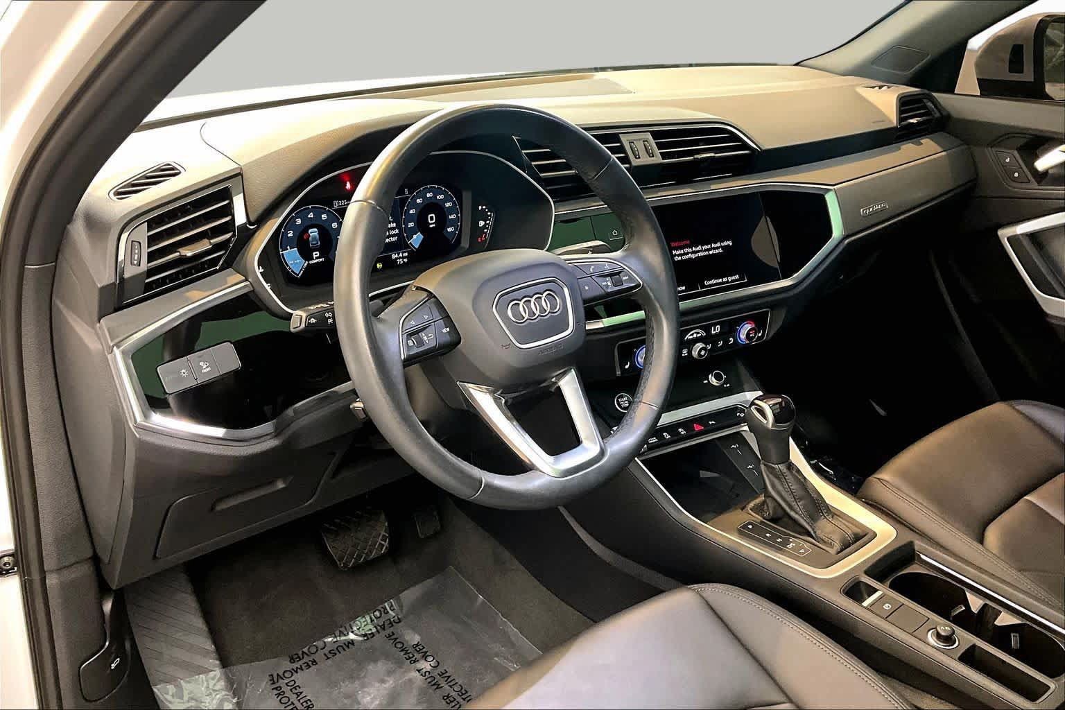 Used 2024 Audi Q3 2.0T Premium AWD/4WD image 18