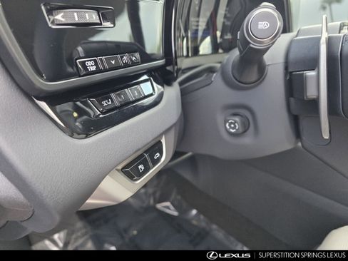 Certified 2025 Lexus RX 350 Premium Plus image 17