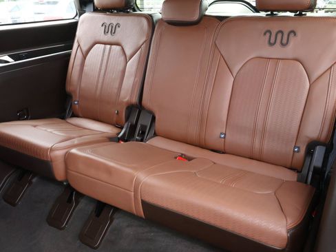 Used 2024 Ford Expedition King Ranch RWD image 24
