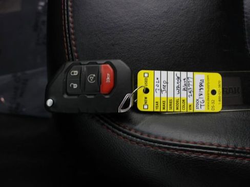 Used 2020 Jeep Wrangler Unlimited Rubicon w/ Quick Order Package 28Y Recon image 7