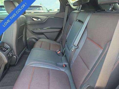 Used 2021 Chevrolet Blazer RS w/ Enhanced Convenience Package FWD image 13
