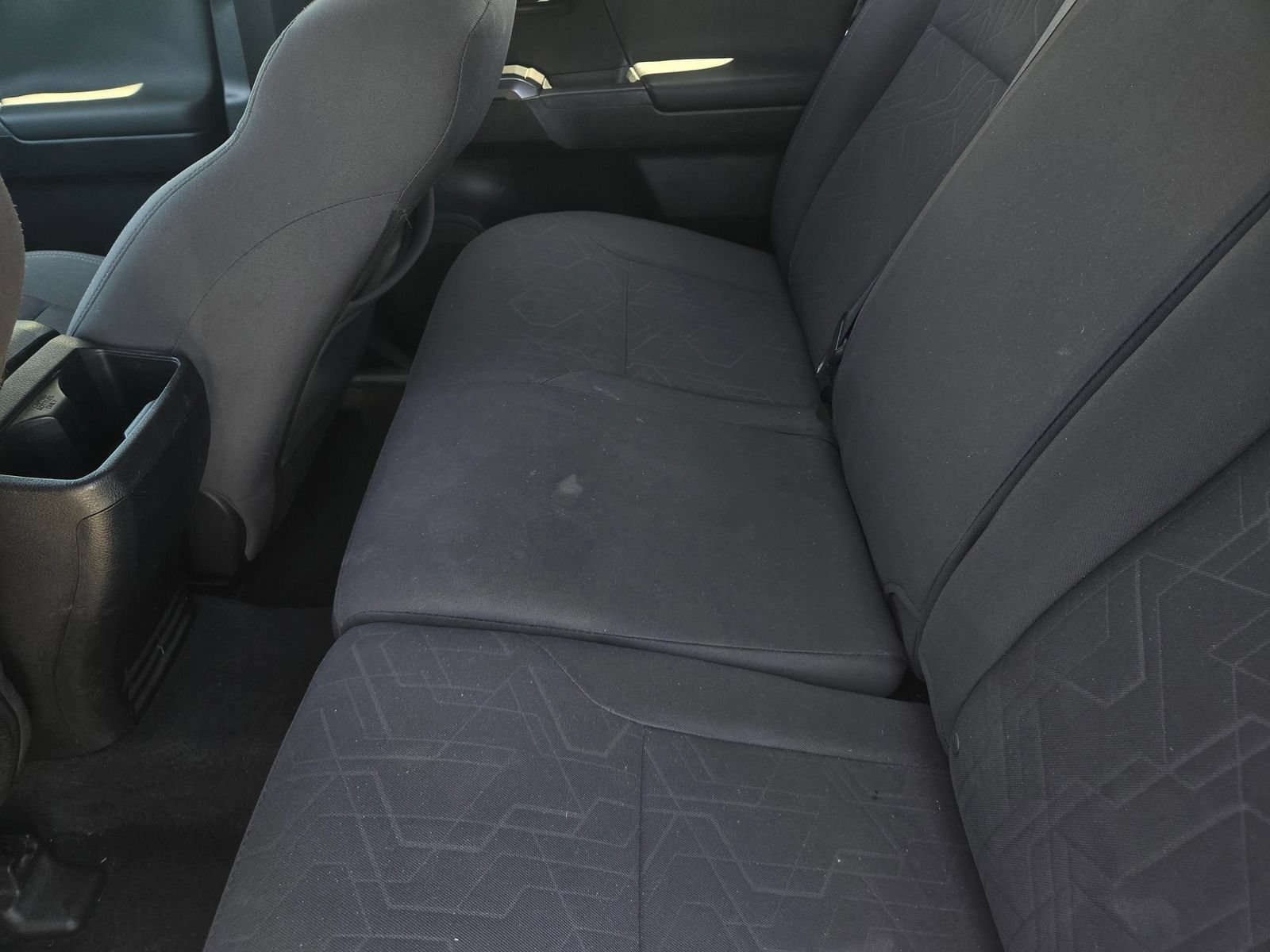Used 2019 Toyota Tacoma TRD Sport w/ Technology Package RWD image 6