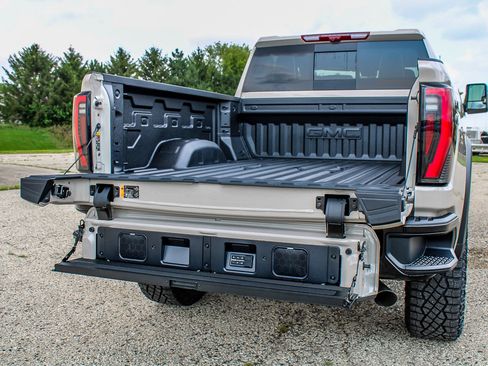 New 2026 GMC Sierra 2500 AT4X AWD/4WD image 20