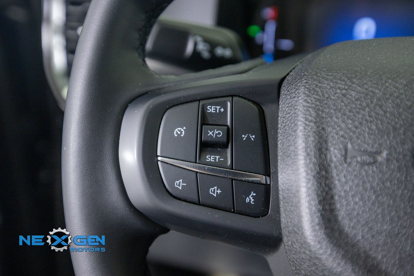 Used 2024 Ford Ranger XLT w/ FX4 Off-Road Package AWD/4WD image 17