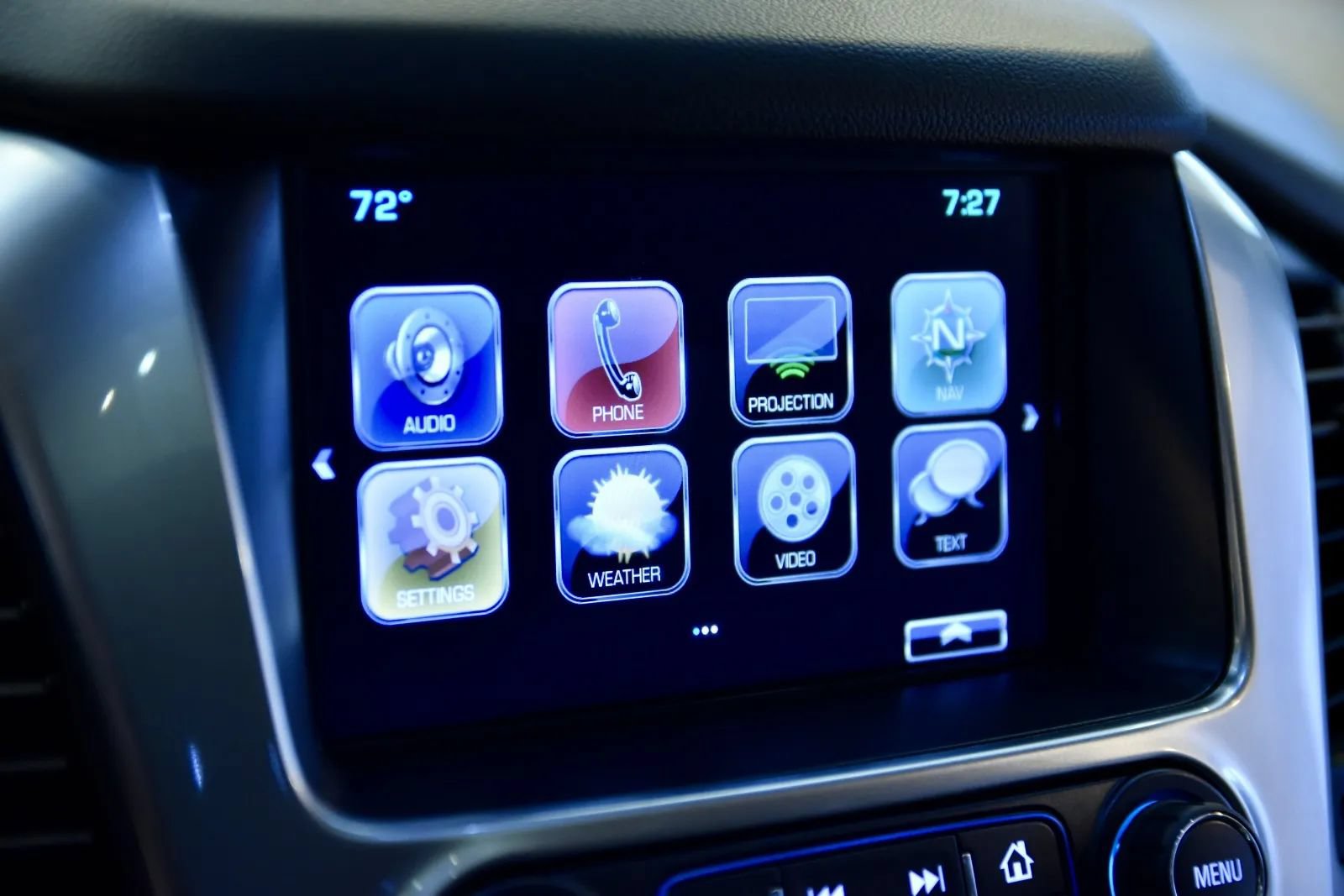 Used 2019 Chevrolet Tahoe Premier AWD/4WD image 16