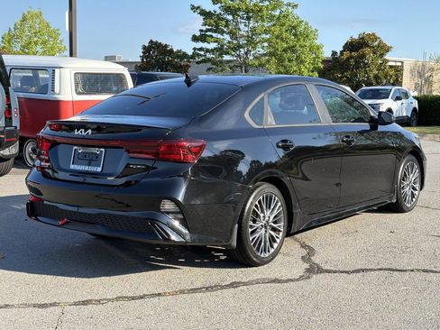 Used 2023 Kia Forte GT-Line w/ GT-Line Premium Package FWD image 5