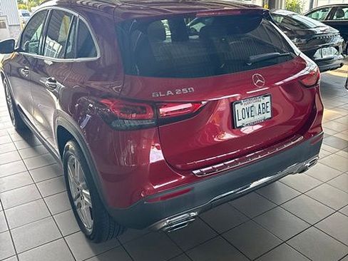 Used 2021 Mercedes-Benz GLA 250 4MATIC image 3