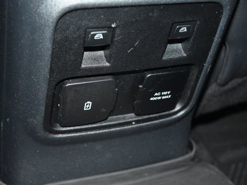 Used 2022 Ford Bronco Wildtrak image 20