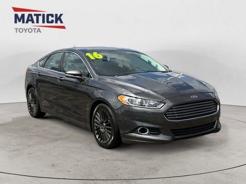 Used 2016 Ford Fusion SE w/ Equipment Group 502A FWD image 1