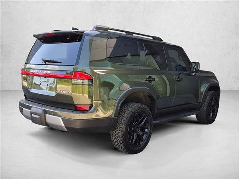 Used 2025 Lexus GX 550 AWD/4WD image 5