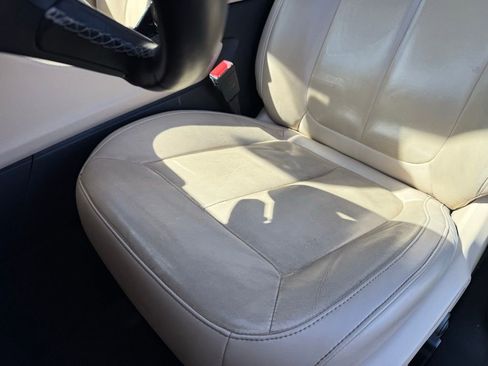 Used 2021 Jeep Grand Cherokee L Limited RWD image 22