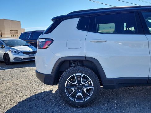 Used 2024 Jeep Compass Trailhawk image 5