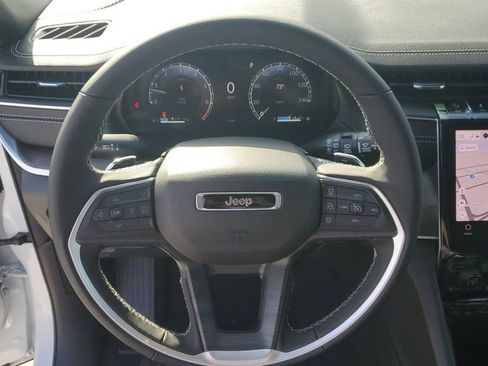 New 2025 Jeep Grand Cherokee Limited image 29