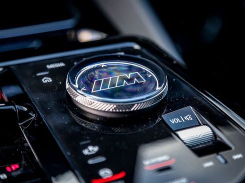 New 2026 BMW M5 Touring image 23