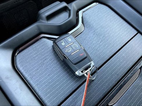 Used 2023 RAM 2500 Limited image 28