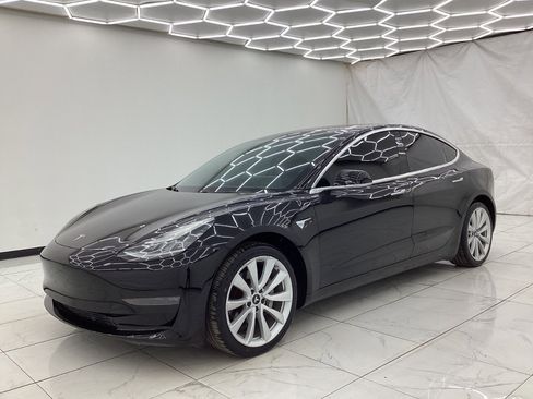 Used 2018 Tesla Model 3 Mid Range RWD image 6