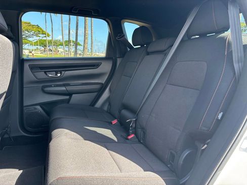Used 2025 Honda CR-V Sport image 10