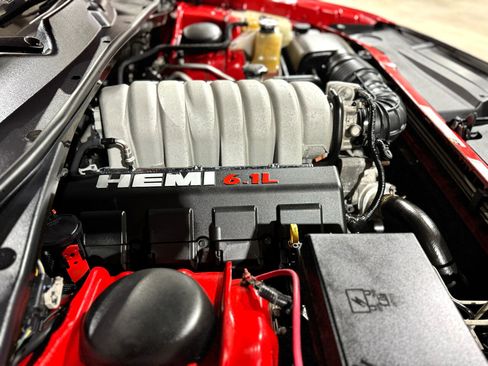 Used 2009 Dodge Challenger SRT8 w/ SRT Option Group II image 24