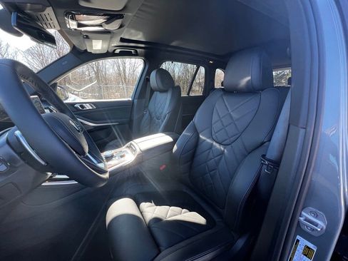 New 2026 BMW X5 xDrive50e w/ Executive Package image 11