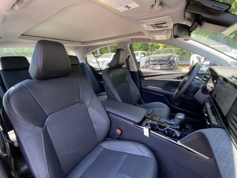 Used 2026 Toyota Camry XLE w/ Premium Package AWD/4WD image 25