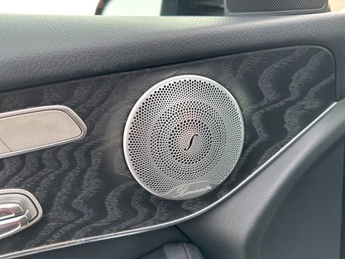 Used 2018 Mercedes-Benz GLC 300 4MATIC image 19