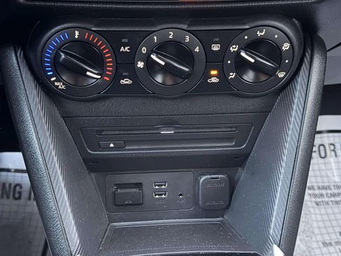 Used 2017 MAZDA CX-3 Sport image 31