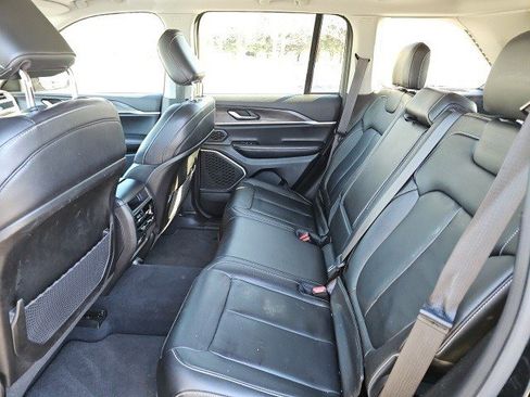 Used 2022 Jeep Grand Cherokee Limited 4xe image 18