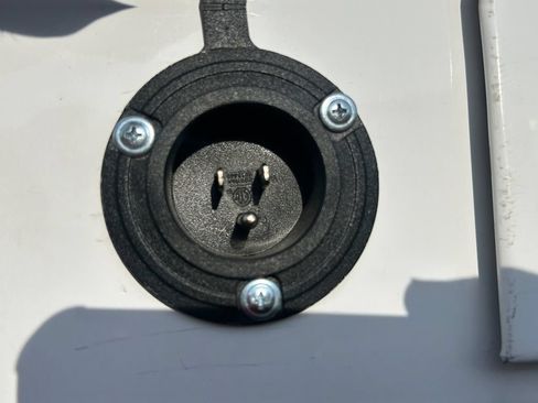 Used 2022 Nissan Frontier S RWD image 17