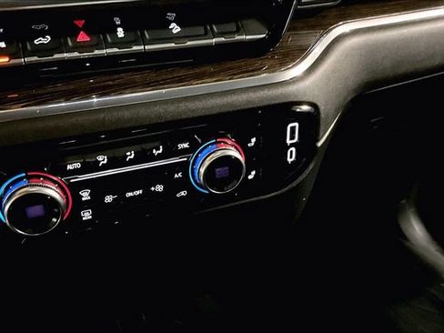 Certified 2024 GMC Sierra 2500 SLE w/ SLE Convenience Package AWD/4WD image 23