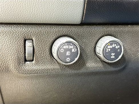 Used 2019 Chevrolet Colorado Z71 image 11