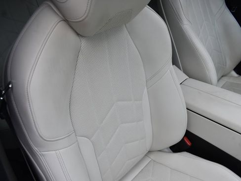 Used 2024 BMW i5 eDrive40i RWD image 24