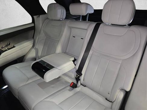 Used 2023 Land Rover Range Rover Sport SE AWD/4WD image 14