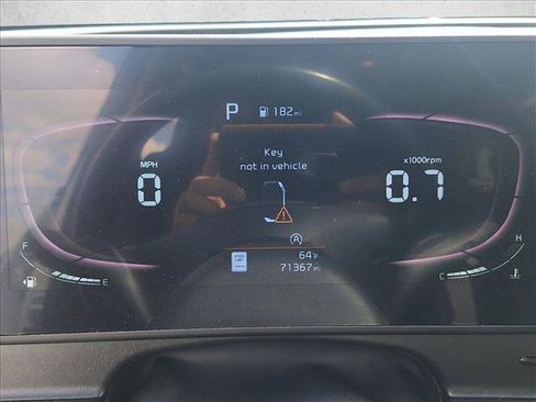 Used 2023 Kia Sportage EX FWD image 11