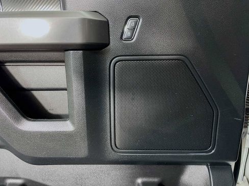 Used 2019 Ford F150 XLT w/ Equipment Group 302A Luxury image 17