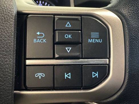 Used 2023 Ford Expedition XLT image 8