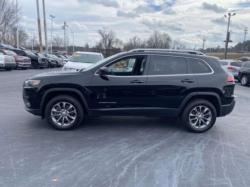 Used 2019 Jeep Cherokee Latitude Plus image 4