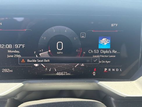 Used 2024 GMC Acadia Elevation FWD image 9