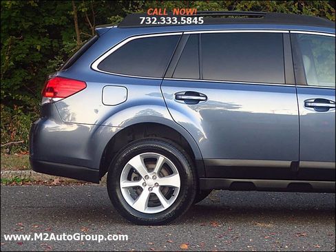 Used 2014 Subaru Outback 2.5i Premium AWD/4WD image 30