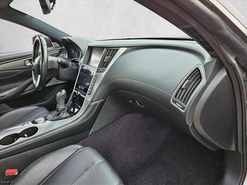 Used 2019 INFINITI Q60 3.0t Luxe image 24
