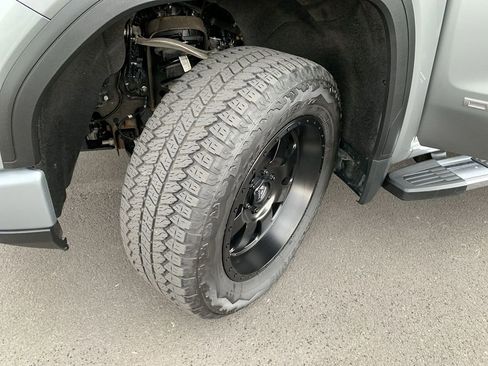 Used 2023 GMC Sierra 1500 Denali image 13