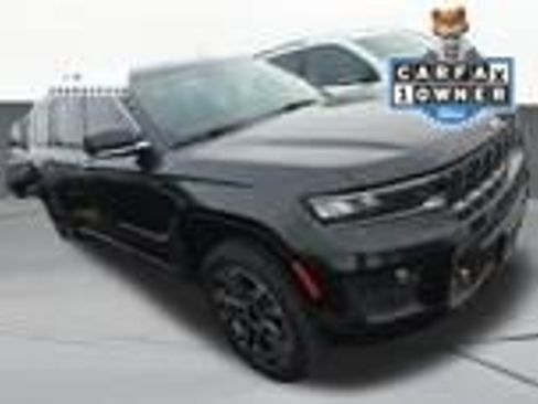 Used 2021 Jeep Grand Cherokee L Overland w/ Luxury Tech Group IV AWD/4WD image 1